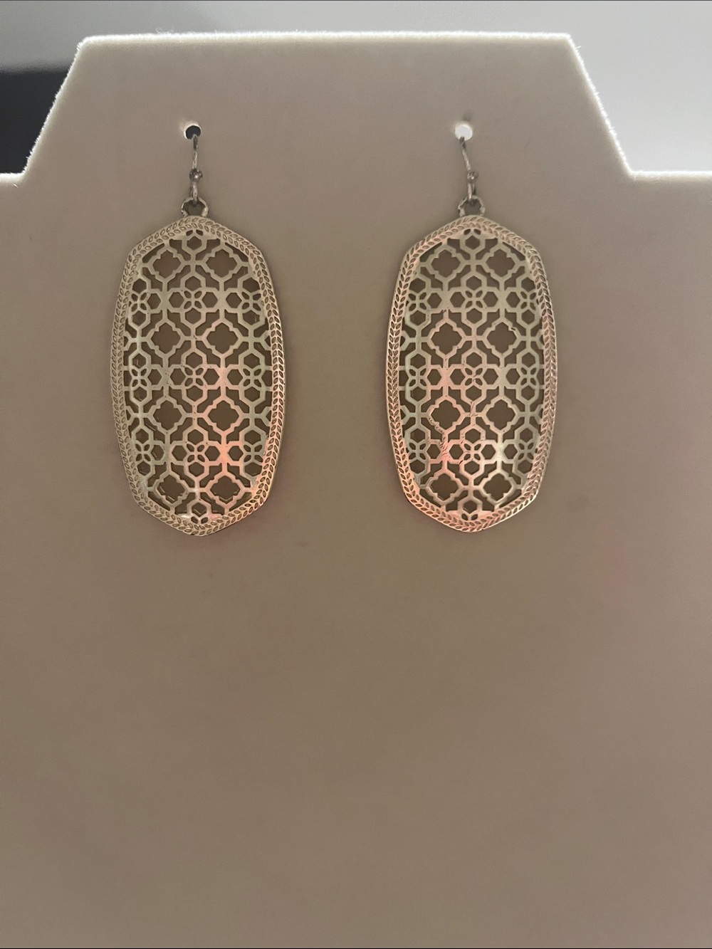 Kendra Scott Gold-Tone Filigree Drop Earrings